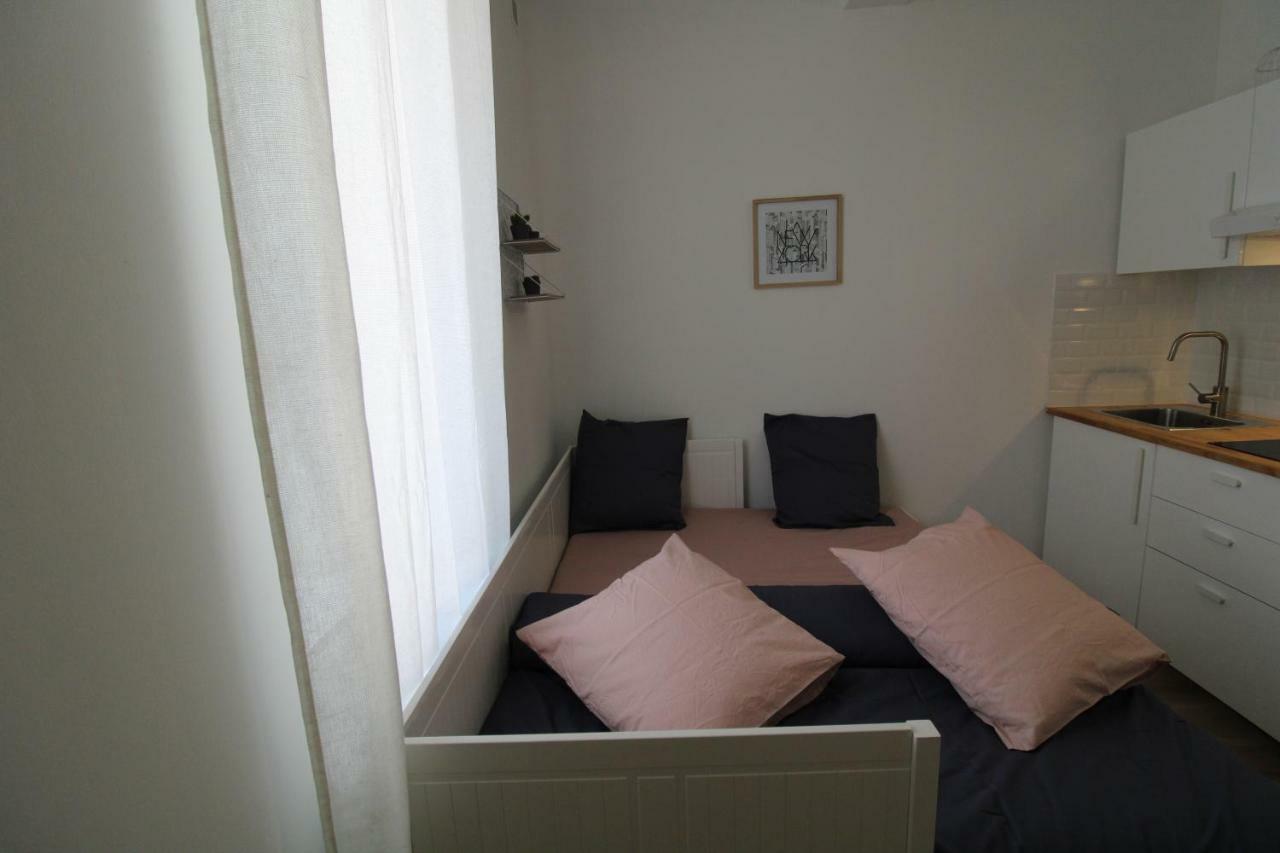 Le Lodeve Apartment มงต์เปอลิเยร์ ภายนอก รูปภาพ